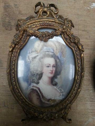 Collection : miniatures de Marie Antoinette et de ses proches - Page 8 09222810