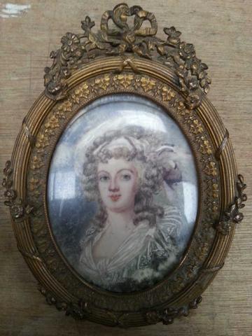 Collection : miniatures de Marie Antoinette et de ses proches - Page 8 09223210