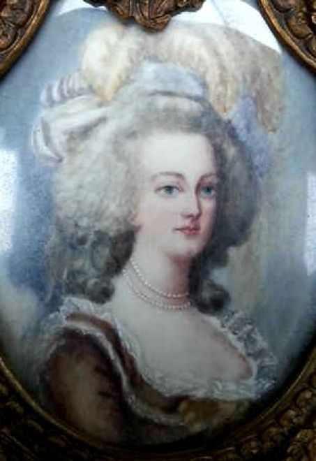 Collection : miniatures de Marie Antoinette et de ses proches - Page 8 Sans_t16