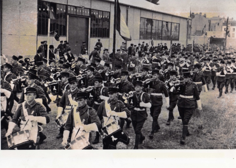 flamme et tablier du 110° régiment d'infanterie de 1939 Img08510