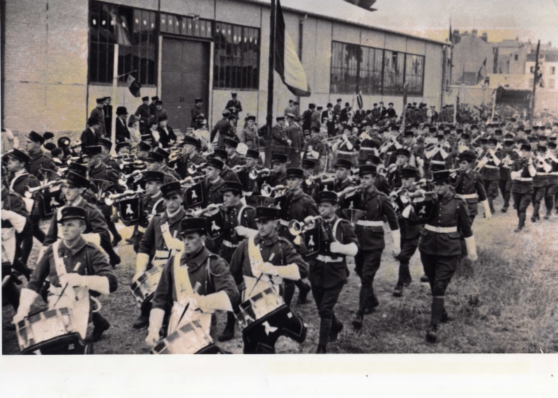 flamme et tablier du 110° régiment d'infanterie de 1939  Img08510