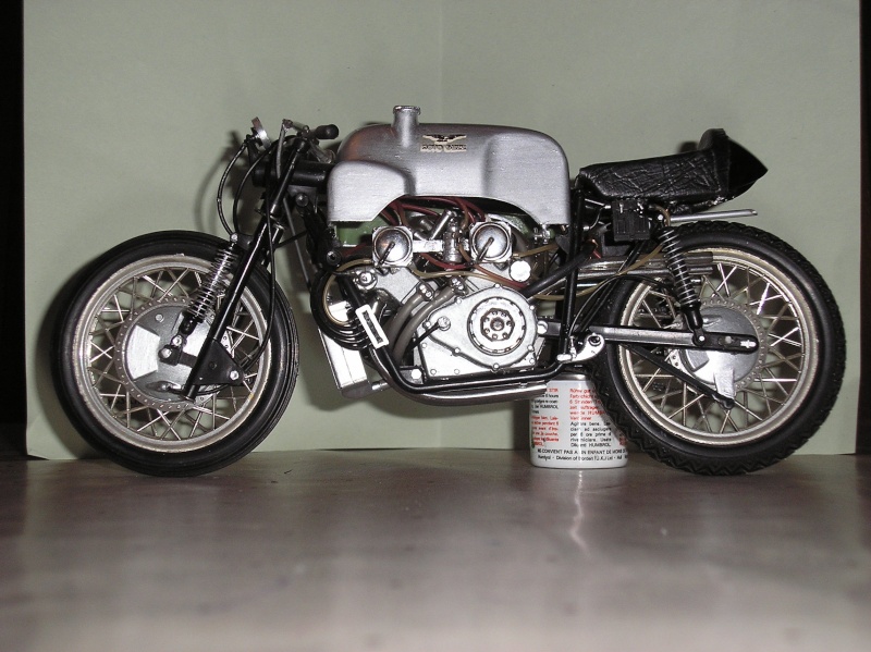 Mes autres motos :  Honda 250/6, Guzzi 500 V8,..... 500_v810