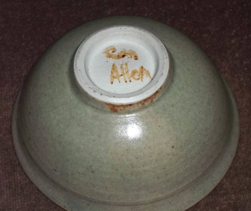 Stoneware tea bowl signed Ron Allen  100_2718