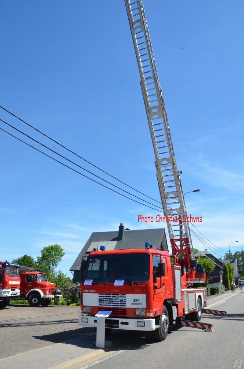 Les pompiers de la zone de Hesbaye se dotent de trois nouveaux véhicules: une ambulance, une auto-échelle et un véhicule de balisage Dsc_6810
