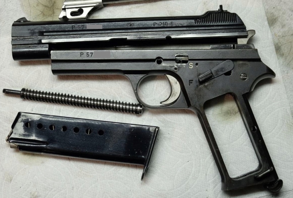 Aide - recherche un porte dragonne pour mon SIG P 210 6 0f79a610
