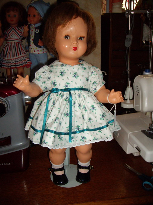 les poupées de ma maison  Imgp0211