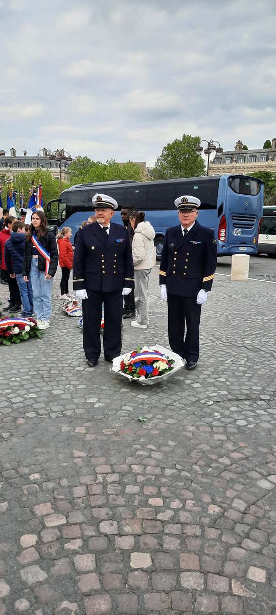 [ Associations anciens Marins ] AMMAC Vincennes (94) - Page 3 Fa10