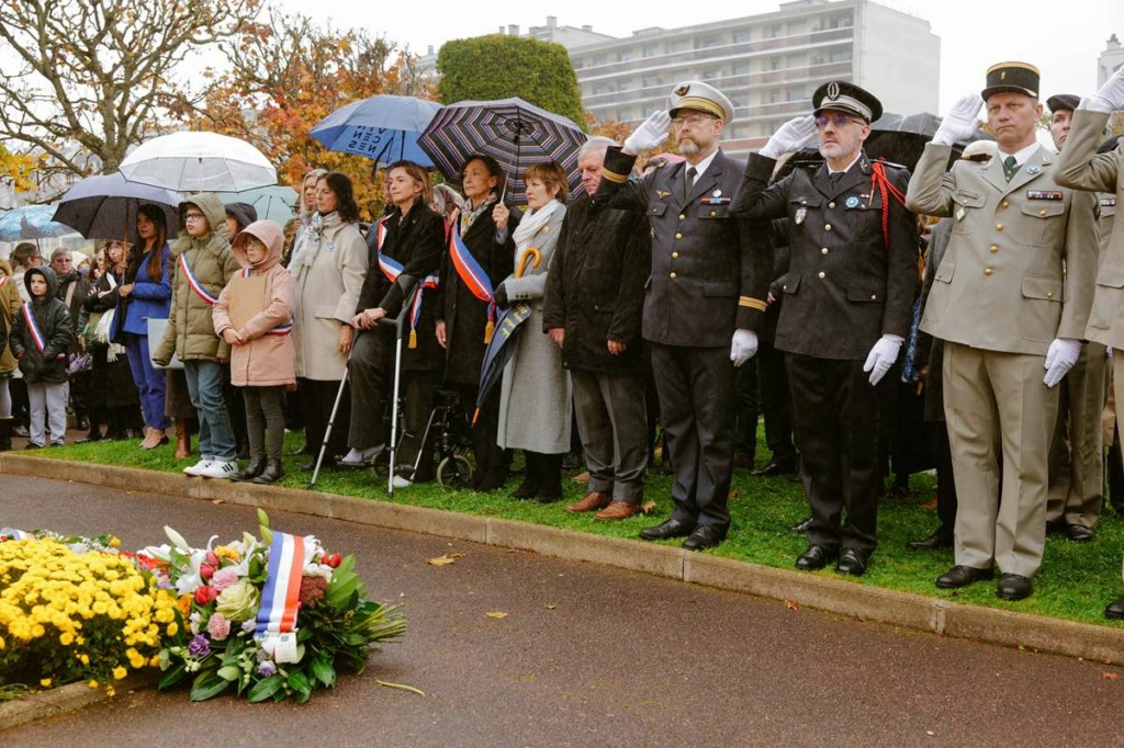 [ Histoires et histoire ] Cérémonie du 11 novembre - Page 17 G36