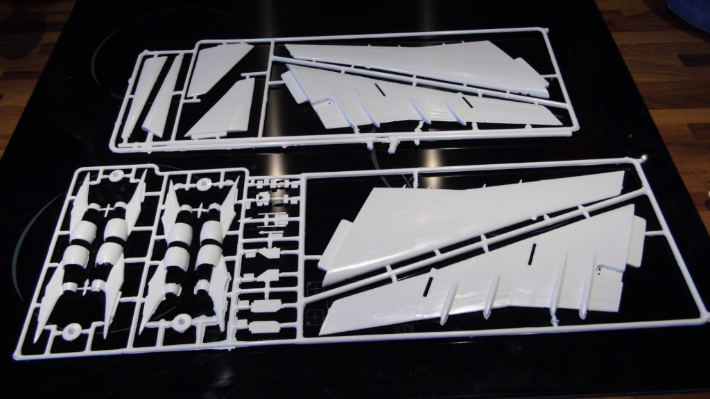 La navette de Revell au 1/144 en dio 00315