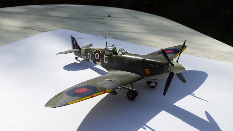 Spitfire MK IX Eduard 20150813