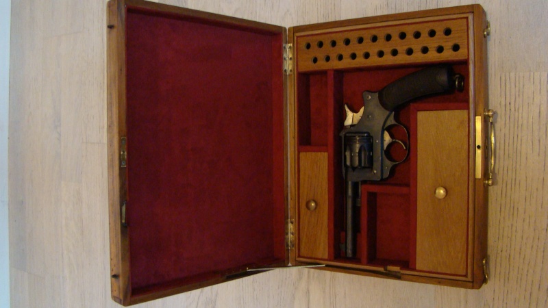 Boite pour revolver 1892 Dsc07612