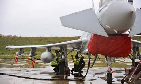 Encore un Typhoon......mais des temps modernes!!! Raf-ty10