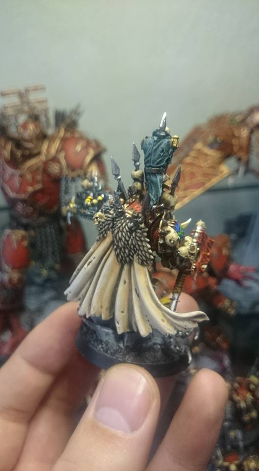 La 12ème, seule et unique championne de KHORNE...Les WORLD EATERS 12032110