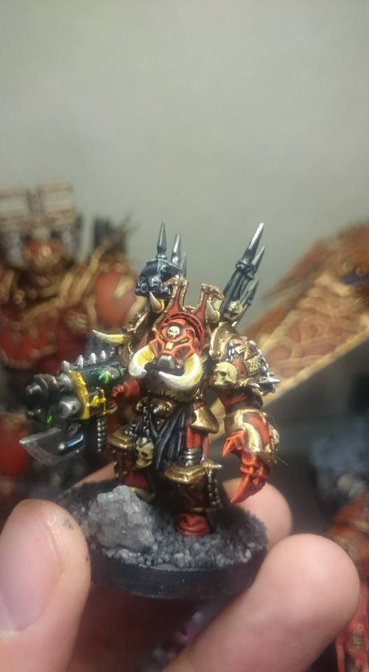 La 12ème, seule et unique championne de KHORNE...Les WORLD EATERS 12141511