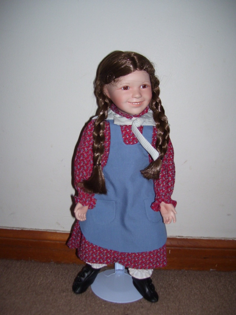 dolls - Little House Dolls - Page 2 100_4310