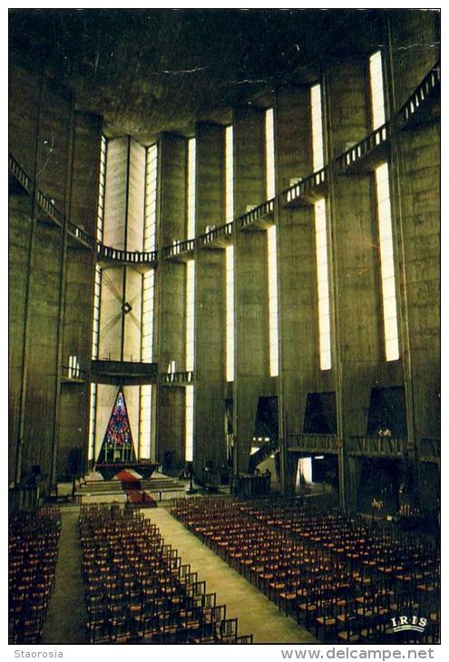 Église Notre-Dame de Royan  (France) - Guillaume Gillet et Marc Hébrard 269_0010