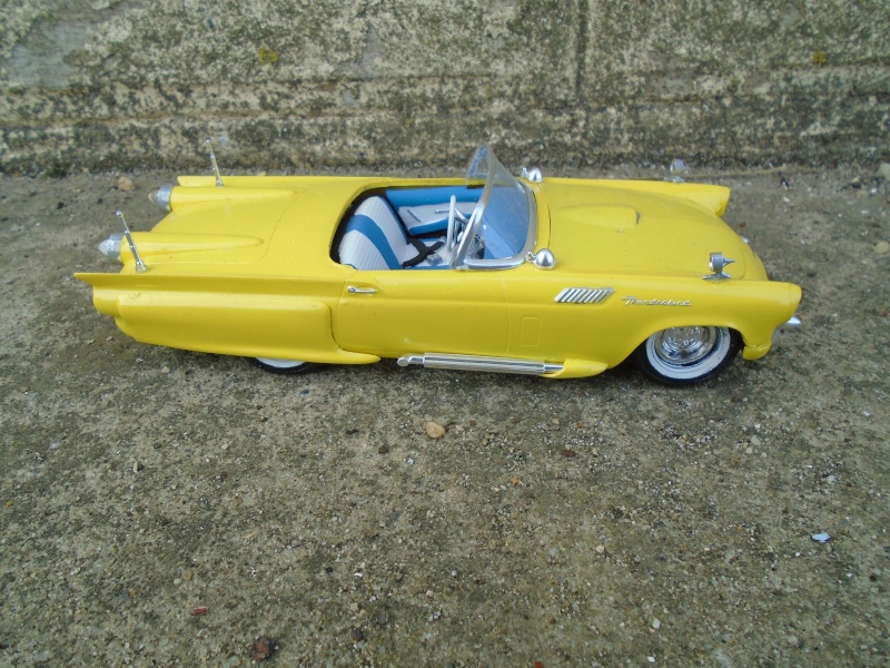 1957 Ford Thunderbird - Customizing kit  - Trophie Series - amt - 1/25 scale Dsc00317
