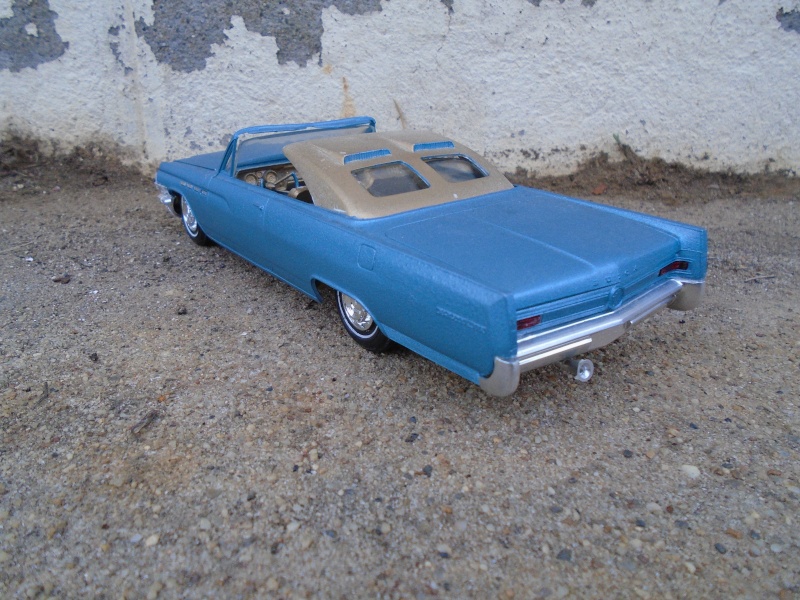 1963 Buick convertible - customizing kit - Amt - 1/25 scale Dsc00356