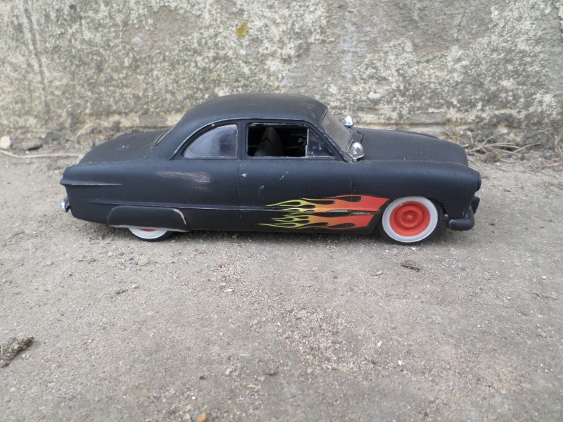 1949 Ford coupe - Customizing kit - Trophie series - 1/25 scale - Amt -  Sam_2612