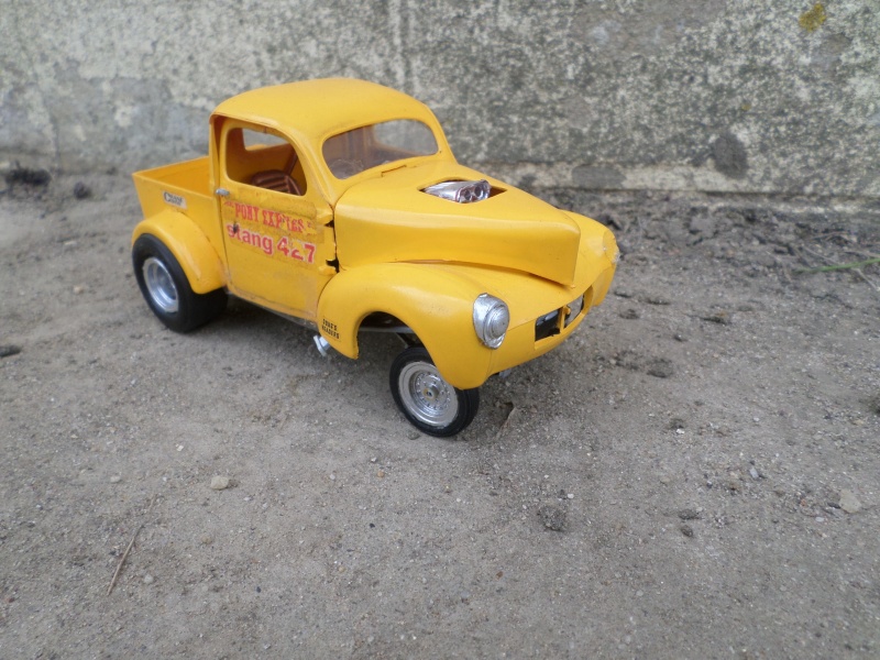 1941 Willys pick up gasser - Revell - 1/25 scale Sam_2673