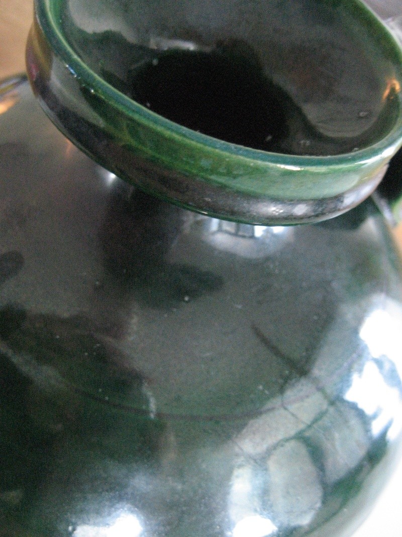 Bulbous Single Handle Dark Green Glaze Grecian Looking Vase. No Mark Img_1115