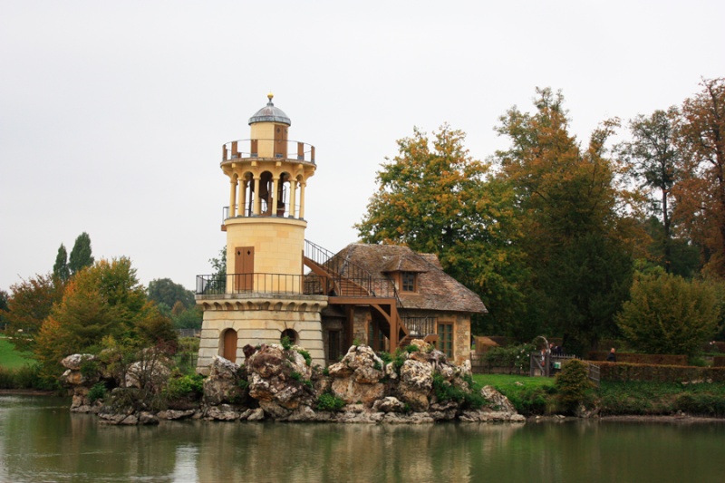 Grotte et jardin du Petit Trianon - Page 17 Vma210