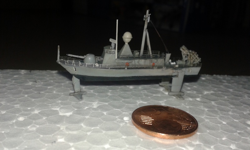 USS O.H. Perry - Revell - 1/700 - Page 3 20151082