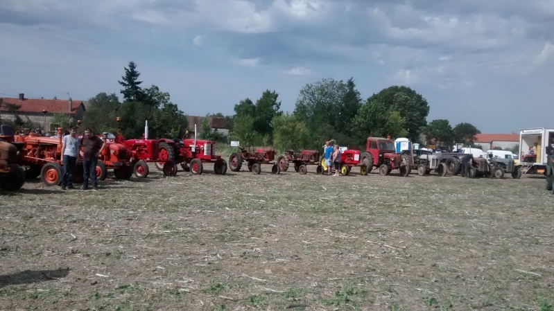 28 Nogent le roi : Concours de labour Club LANZ Img_2017