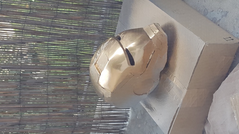 Mon premier papercraft ( casque d'iron man ) 20150911