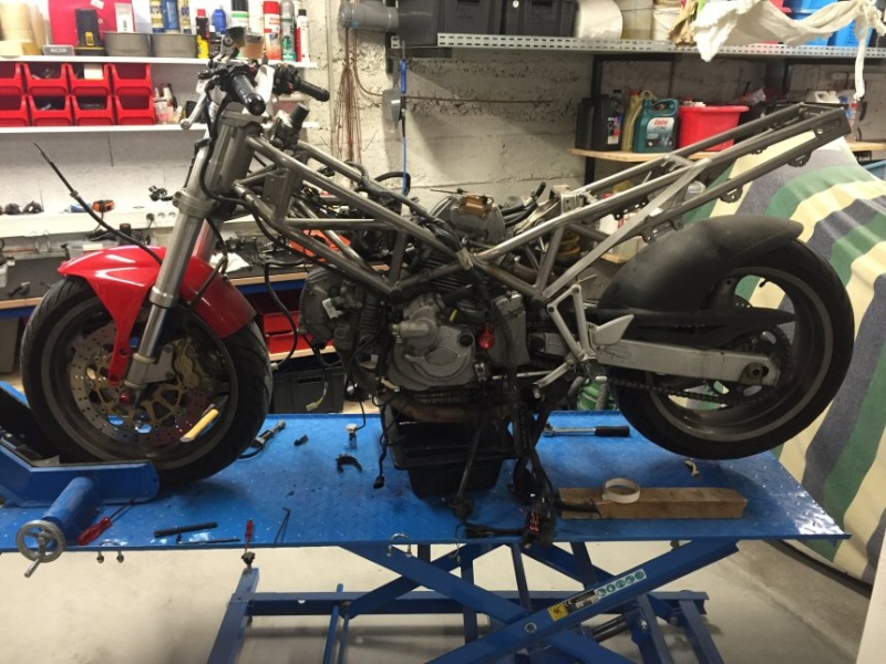 Projet ST2 / Café Racer St2_dy11