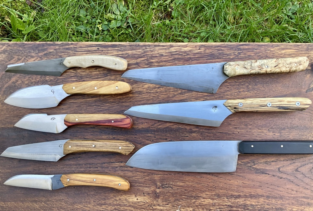 Lancement de production et fabrication de couteaux artisanaux en région Nantaise 44 - Page 2 Img_1210