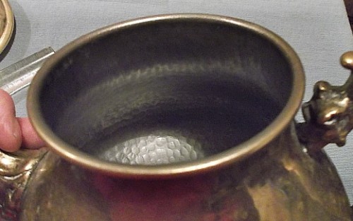 hammered metal teapot Water115