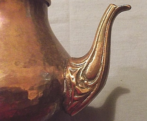 hammered metal teapot Water117