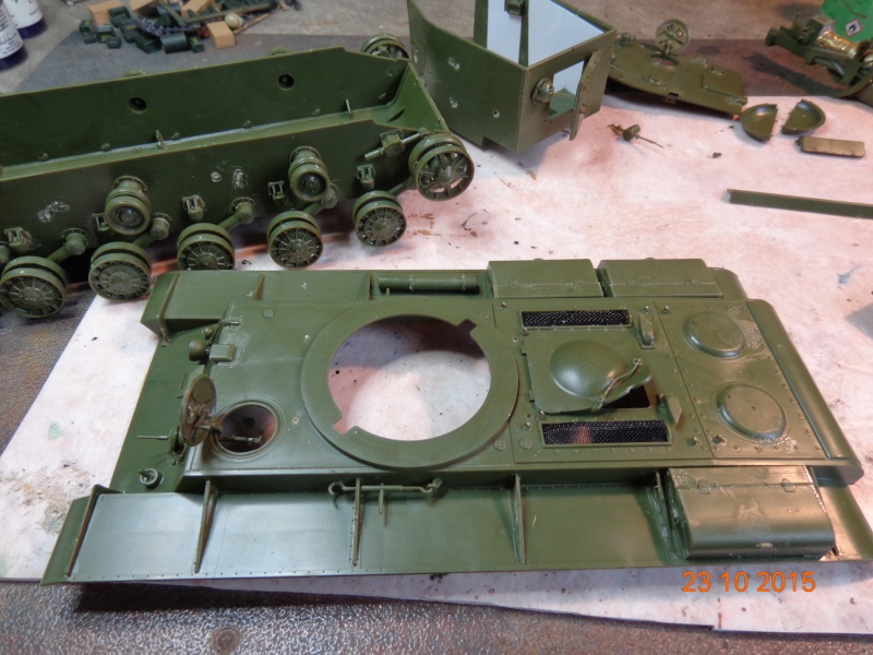 KV-2 soviet heavy tank Dsc01543