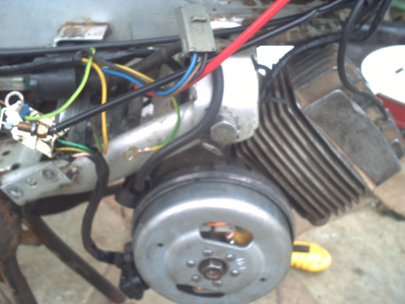 allumage a rupteur ou bas-moteur? 103V de 1983 Pict0410