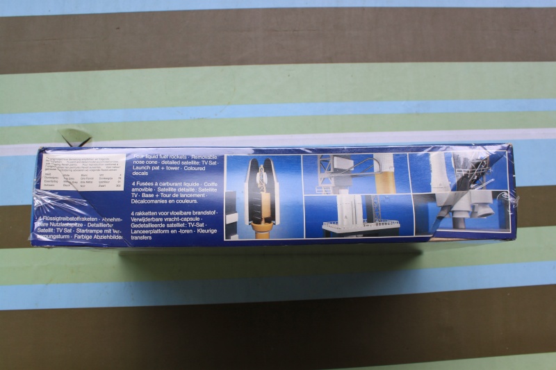 Ariane 4 + Launch Tower [Revell 1/144] - Ouverture de boite Img_4934
