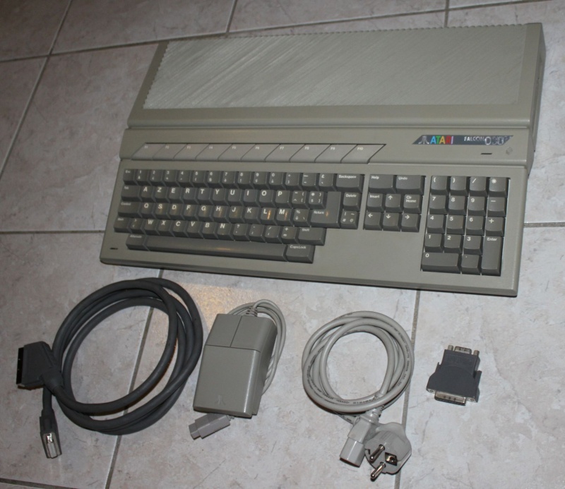 [Vendu]Atari Falcon 030 Img_1211