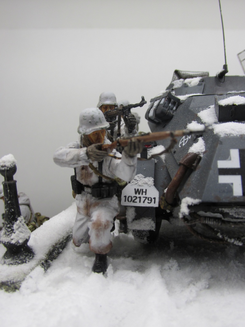 Sd.Kfz 222 sous la neige - Tamiya - 1/35 Sdkfz_33