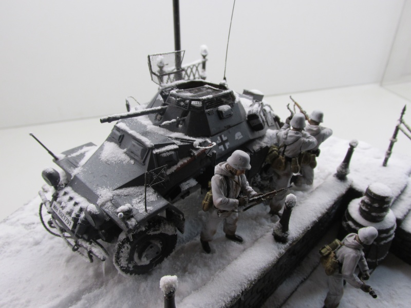 Sd.Kfz 222 sous la neige - Tamiya - 1/35 Sdkfz_35