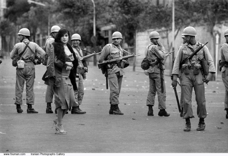 Help Identifying Iranian Army uniform and gear circa 1970s/80s Tehran10