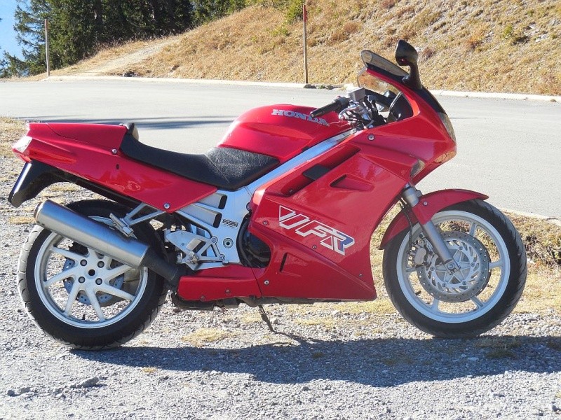 jydee des Alpes et sa (nouvelle...) VFR  Honda_10