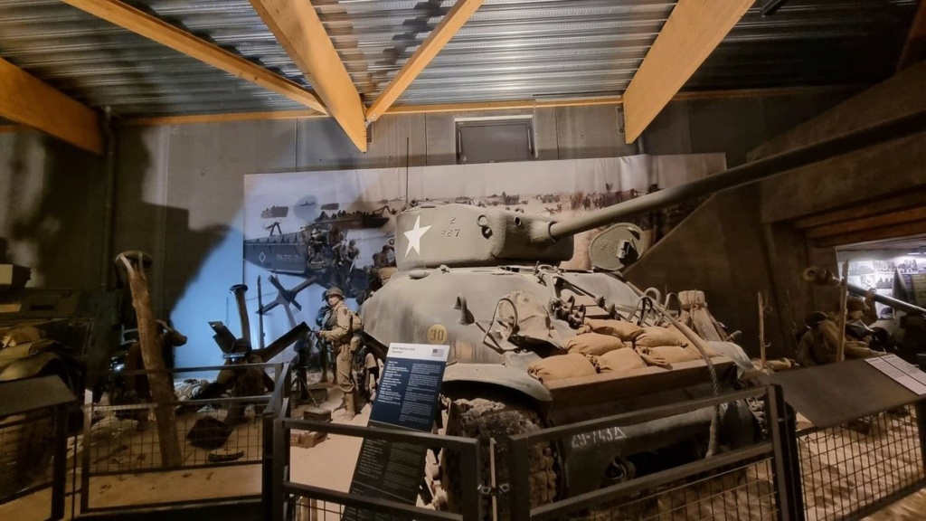 [ Histoire et histoires ] Overlord Museum Omaha Beach 02119