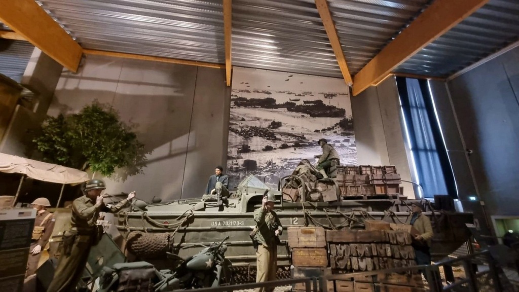 [ Histoire et histoires ] Overlord Museum Omaha Beach 02519