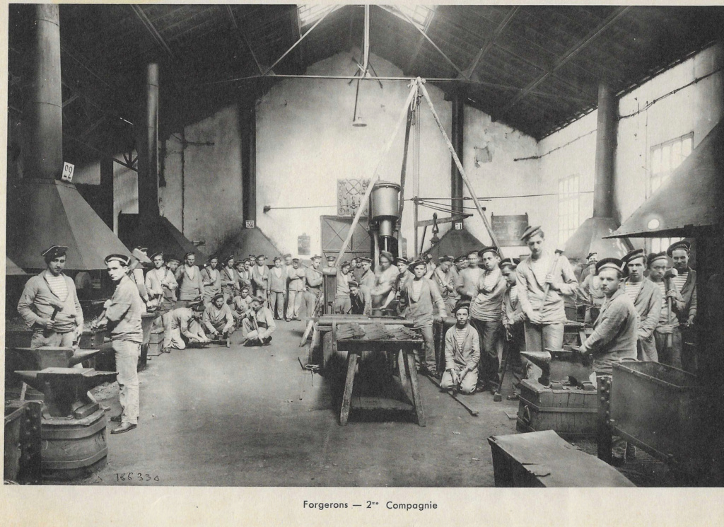 [ Histoire et histoires ] École des apprentis mécaniciens Lorient 1938 04610