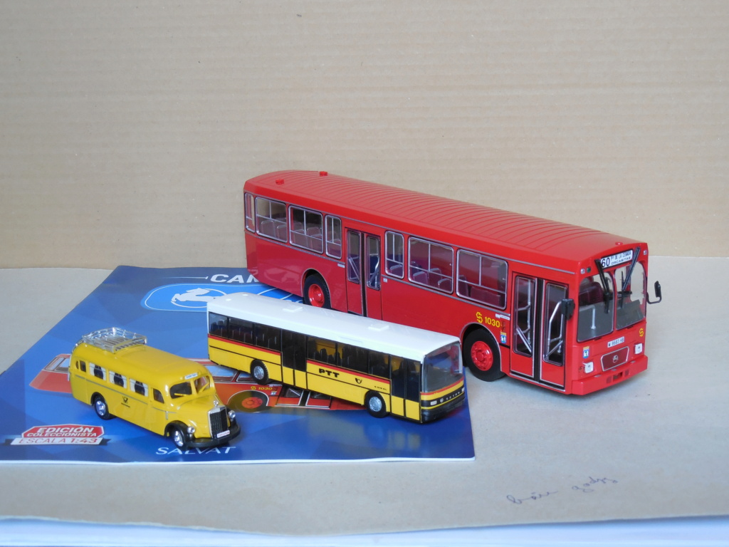 Les cars et bus miniatures - Page 22 Dscn1102