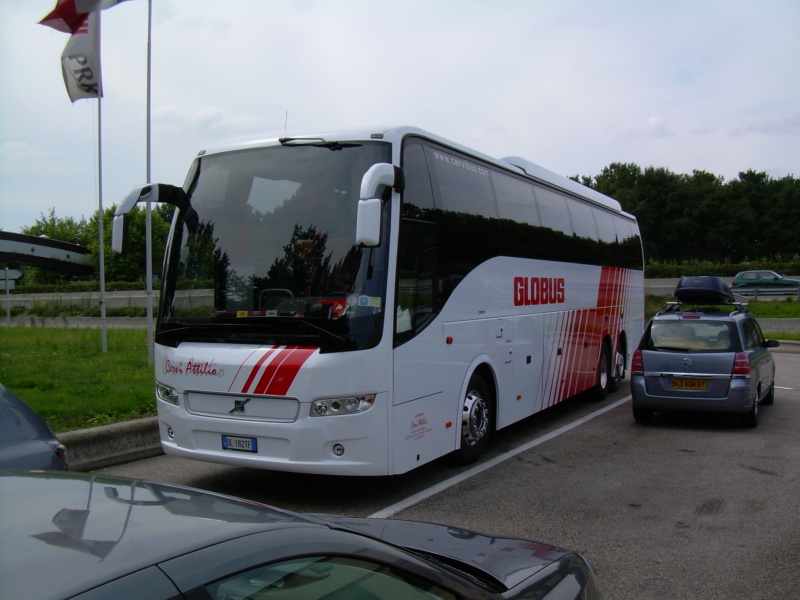 Divers cars et bus italiens (I) - Page 8 Volvo_28