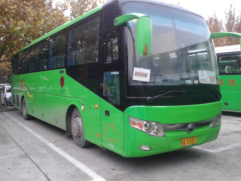 Divers cars et bus en Chine (CN) Yutong12