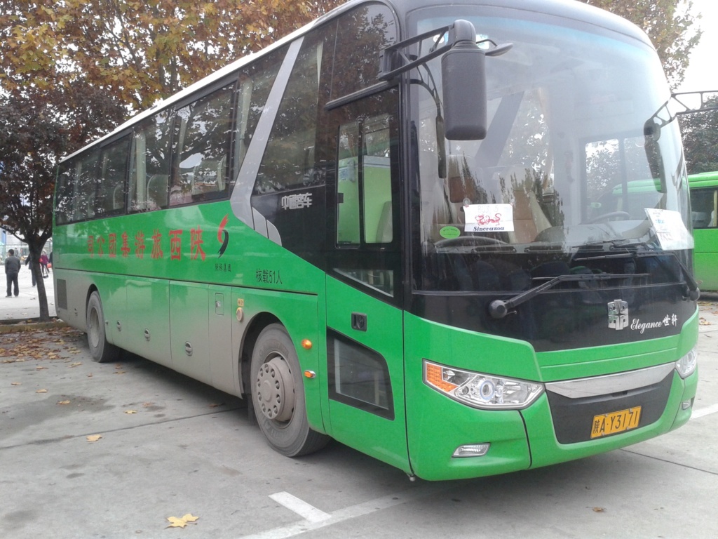 Divers cars et bus en Chine (CN) Zhong_10