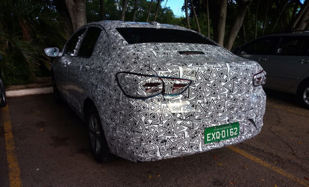 Chevrolet Onix Plus, o 'novo Prisma', já está sendo faturado nas concessionárias Whatsa30