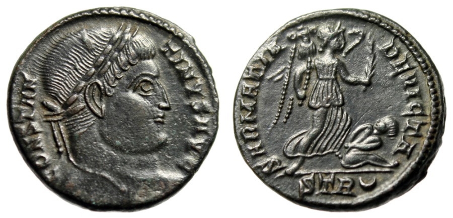 AE3 de Constantino I. PROVIDENTIAE AVGG. Puerta de campamento de 2 torres. Nicomedia.  2njmw410